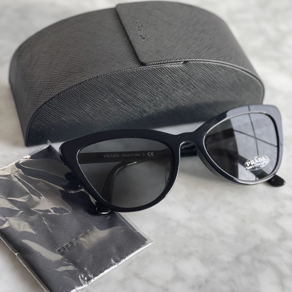 NWOT Prada Cat Eye Sunglasses Black